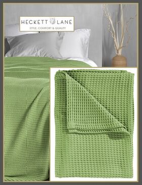 HeckettLane Details  Wafel plaid,sprei of zomerdeken in de kleur Apple green. Let op! Kleuren kunnen afwijken van de foto